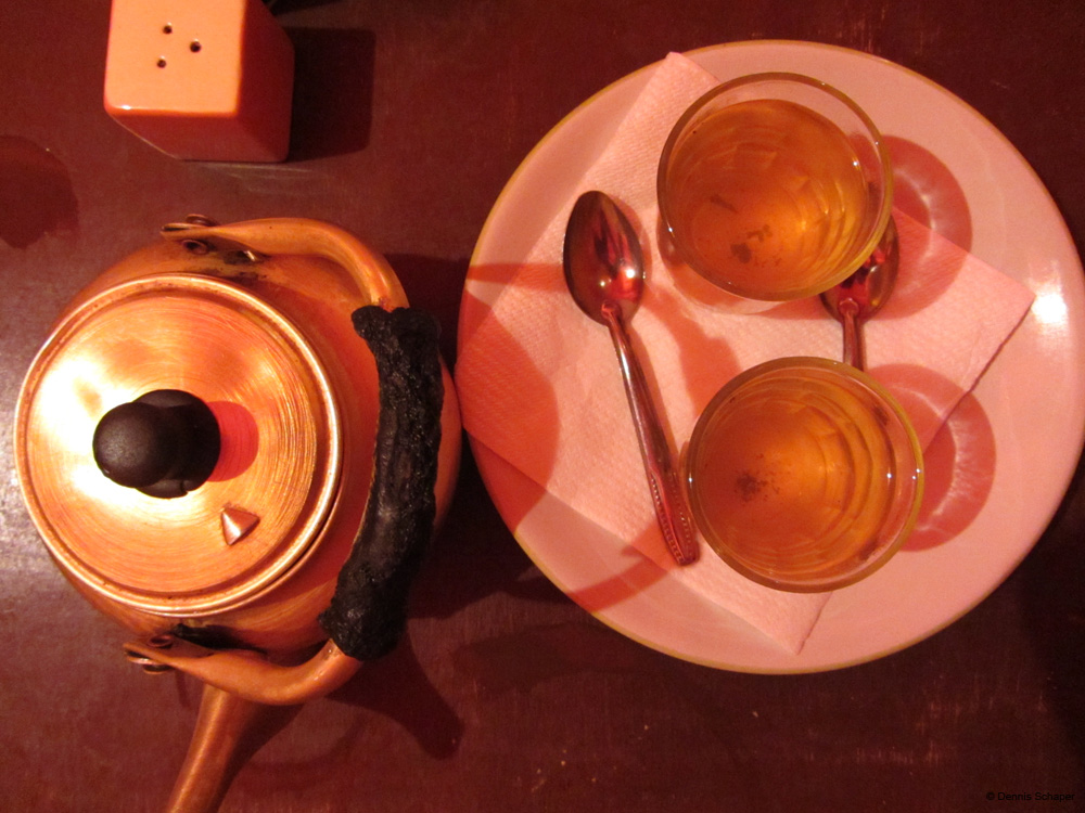 IMG_1216_lots of mint tea everywhere..morrocan whisky!