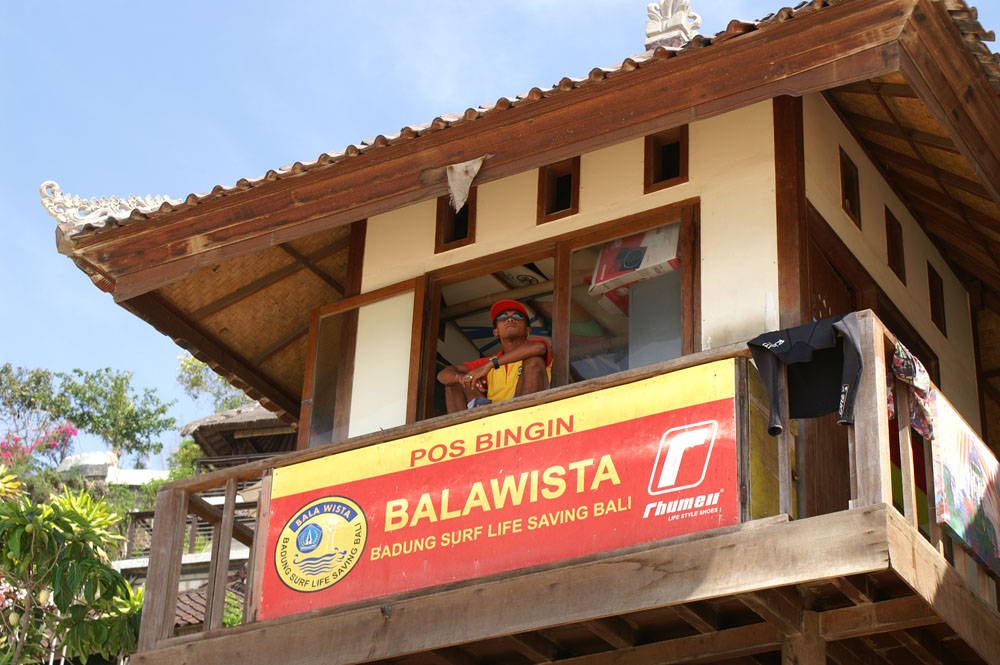 PICT2799_he made sure I am not drowning_thanks!